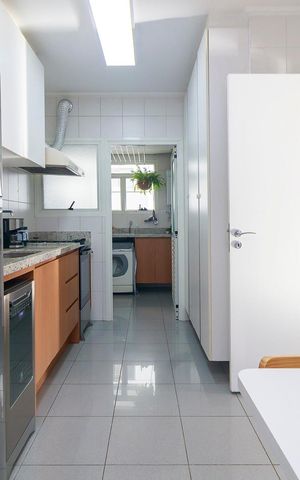 Apartamento à venda com 101m², 2 quartos e 2 vagas Apartamento à venda com 101m², 2 quartos e 2 vagasCozinha