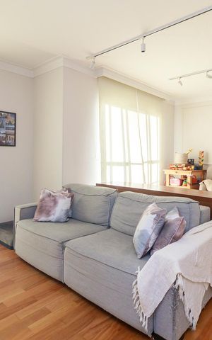 Apartamento à venda com 101m², 2 quartos e 2 vagas Apartamento à venda com 101m², 2 quartos e 2 vagasSala