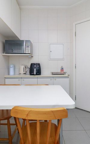 Apartamento à venda com 101m², 2 quartos e 2 vagas Apartamento à venda com 101m², 2 quartos e 2 vagasCozinha