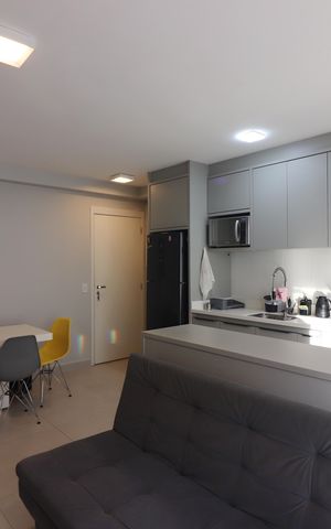 Apartamento à venda com 58m², 2 quartos e 1 vagaSala/Cozinha