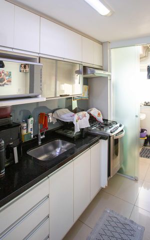 Apartamento à venda com 68m², 2 quartos e 1 vagaCozinha