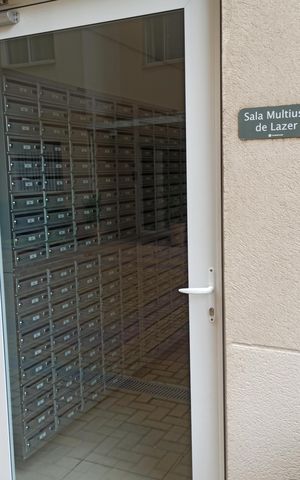 Apartamento à venda com 32m², 2 quartos e sem vaga Apartamento à venda com 32m², 2 quartos e sem vagaSala Multi Lazer