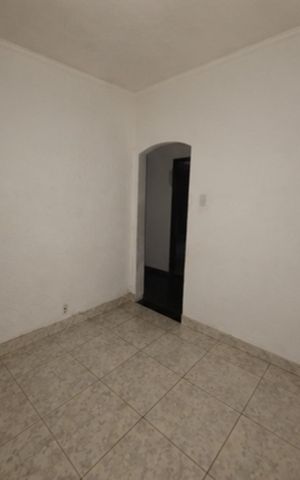 Casa para alugar com 250m², 4 quartos e 3 vagas