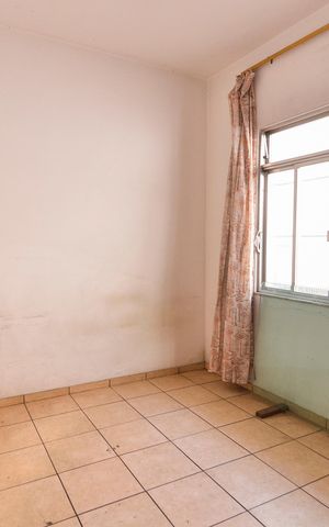 Casa à venda com 241m², 5 quartos e 2 vagas Casa à venda com 241m², 5 quartos e 2 vagasQuarto 2