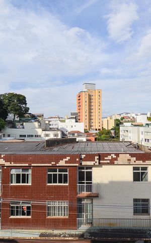 Apartamento à venda com 85m², 4 quartos e 2 vagas Apartamento à venda com 85m², 4 quartos e 2 vagasVista
