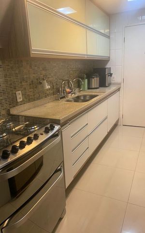 Apartamento à venda com 107m², 3 quartos e 3 vagas Apartamento à venda com 107m², 3 quartos e 3 vagasCozinha
