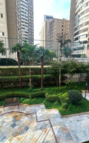 Apartamento à venda com 107m², 3 quartos e 3 vagas Apartamento à venda com 107m², 3 quartos e 3 vagasÁrea externa
