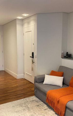 Apartamento à venda com 107m², 3 quartos e 3 vagas Apartamento à venda com 107m², 3 quartos e 3 vagasSala