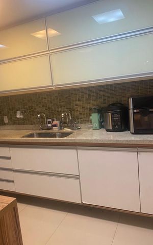 Apartamento à venda com 107m², 3 quartos e 3 vagas Apartamento à venda com 107m², 3 quartos e 3 vagasCozinha