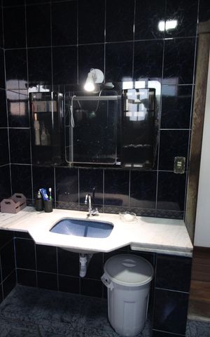 Casa à venda com 360m², 6 quartos e 6 vagasBanheiro 2