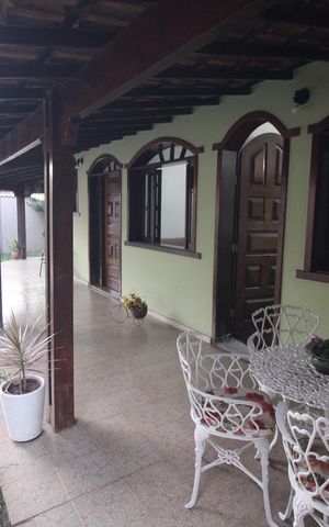 Casa à venda com 360m², 6 quartos e 6 vagasQuintal