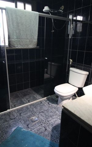 Casa à venda com 360m², 6 quartos e 6 vagasBanheiro 2
