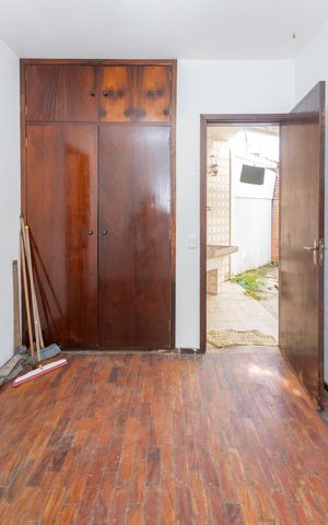 Casa à venda com 202m², 4 quartos e 3 vagasEdícula - Quarto