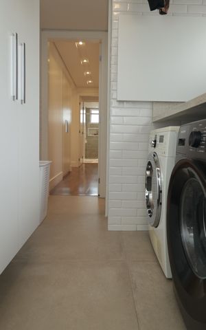 Apartamento à venda com 189m², 4 quartos e 3 vagasÁrea de Serviço