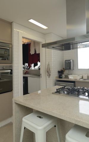 Apartamento à venda com 189m², 4 quartos e 3 vagasCozinha