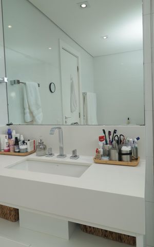 Apartamento à venda com 189m², 4 quartos e 3 vagasBanheiro da Suíte Master