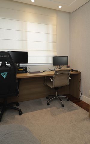 Apartamento à venda com 189m², 4 quartos e 3 vagasQuarto 1