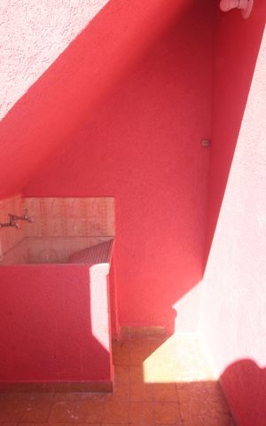 Casa para alugar com 80m², 1 quarto e 1 vagaÁrea de Serviço