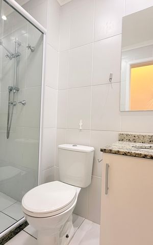Apartamento à venda com 66m², 2 quartos e 1 vagaBanheiro Social