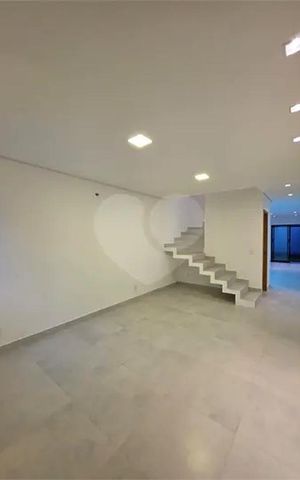 Casa à venda com 100m², 3 quartos e 1 vaga