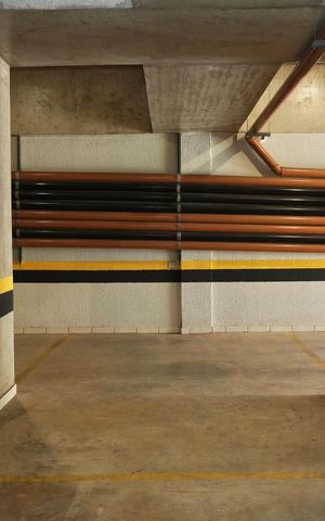 Apartamento à venda com 170m², 3 quartos e 3 vagas Apartamento à venda com 170m², 3 quartos e 3 vagasGaragem