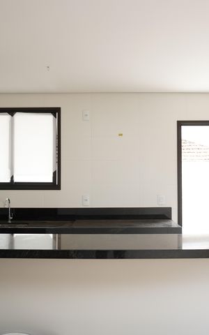Apartamento à venda com 170m², 3 quartos e 3 vagas Apartamento à venda com 170m², 3 quartos e 3 vagasCozinha