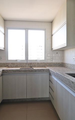 Apartamento para alugar com 175m², 4 quartos e 3 vagasCozinha