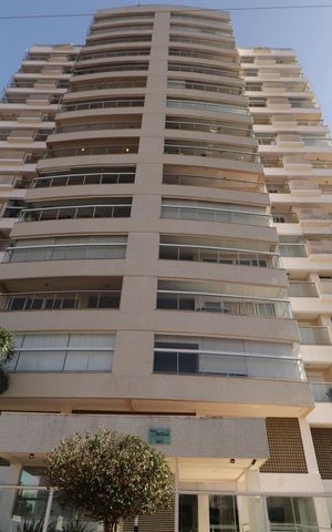 Apartamento para alugar com 175m², 4 quartos e 3 vagasFachada
