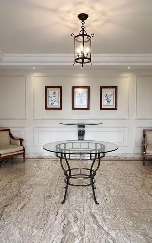 Apartamento para alugar com 60m², 2 quartos e 1 vaga Apartamento para alugar com 60m², 2 quartos e 1 vagaHall de entrada