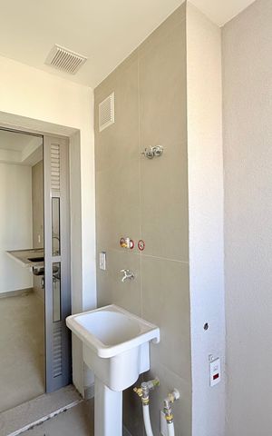 Apartamento à venda com 95m², 3 quartos e 1 vagaÁrea de Serviço