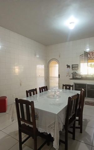 Casa para alugar com 200m², 2 quartos e 4 vagas Casa para alugar com 200m², 2 quartos e 4 vagasCozinha