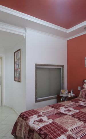 Casa de condomínio à venda com 200m², 4 quartos e 3 vagasSuíte 1