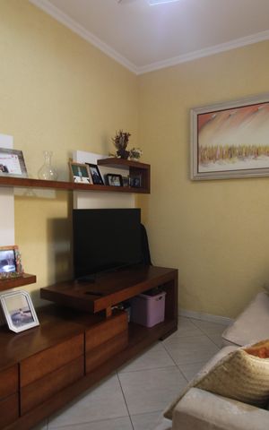 Casa de condomínio à venda com 200m², 4 quartos e 3 vagasQuarto