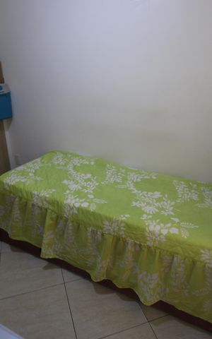 Casa de condomínio à venda com 200m², 4 quartos e 3 vagasQuarto 