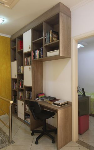 Casa de condomínio à venda com 200m², 4 quartos e 3 vagasHall