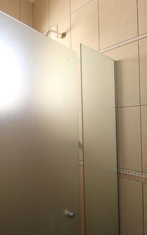 Casa de condomínio à venda com 200m², 4 quartos e 3 vagasBanheiro da suíte 2