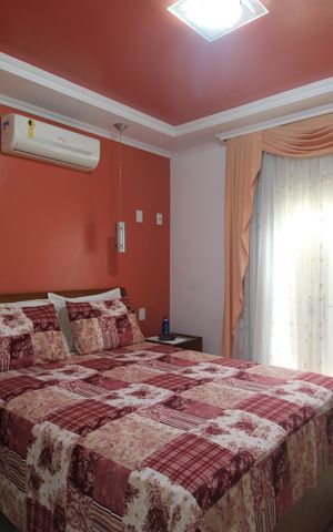 Casa de condomínio à venda com 200m², 4 quartos e 3 vagasSuíte 1