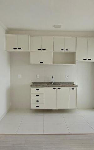 Apartamento para alugar com 69m², 2 quartos e 1 vaga Apartamento para alugar com 69m², 2 quartos e 1 vagaSala/cozinha