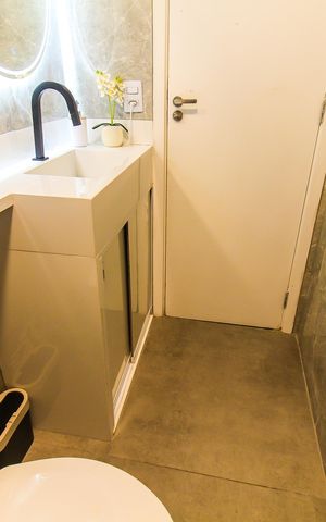 Apartamento à venda com 33m², 2 quartos e sem vaga Apartamento à venda com 33m², 2 quartos e sem vagaBanheiro