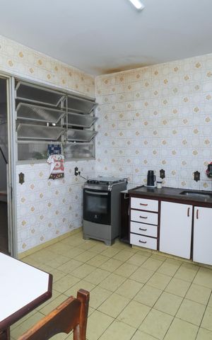 Apartamento à venda com 160m², 3 quartos e 1 vaga Apartamento à venda com 160m², 3 quartos e 1 vagaCozinha