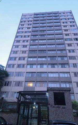 Apartamento à venda com 160m², 3 quartos e 1 vaga Apartamento à venda com 160m², 3 quartos e 1 vagaFachada