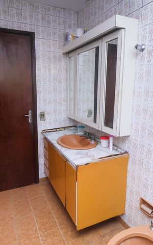 Apartamento à venda com 160m², 3 quartos e 1 vaga Apartamento à venda com 160m², 3 quartos e 1 vagaBanheiro da Suíte