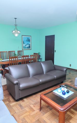Apartamento à venda com 160m², 3 quartos e 1 vaga Apartamento à venda com 160m², 3 quartos e 1 vagaSala