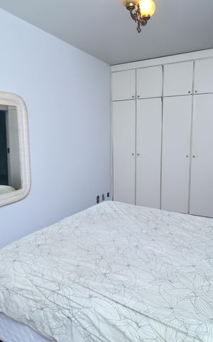 Apartamento à venda com 160m², 3 quartos e 1 vaga Apartamento à venda com 160m², 3 quartos e 1 vagaSuíte