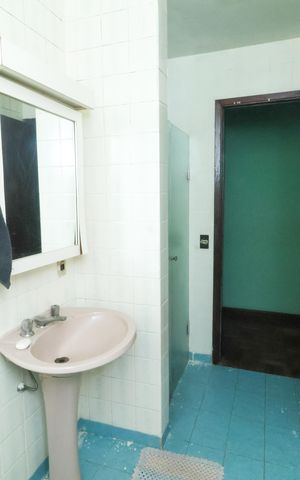 Apartamento à venda com 160m², 3 quartos e 1 vaga Apartamento à venda com 160m², 3 quartos e 1 vagaBanheiro Social