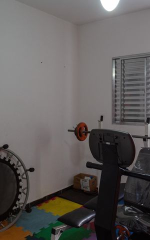 Casa à venda com 300m², 4 quartos e 2 vagasQuarto 1