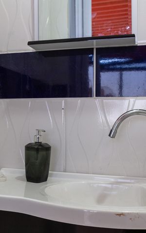 Casa à venda com 300m², 4 quartos e 2 vagasLavabo