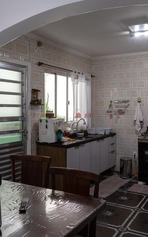 Casa à venda com 300m², 4 quartos e 2 vagasCozinha