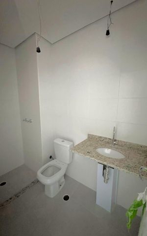 Apartamento à venda com 58m², 2 quartos e 1 vaga Apartamento à venda com 58m², 2 quartos e 1 vagaBanheiro