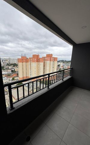Apartamento à venda com 58m², 2 quartos e 1 vaga Apartamento à venda com 58m², 2 quartos e 1 vagaVaranda